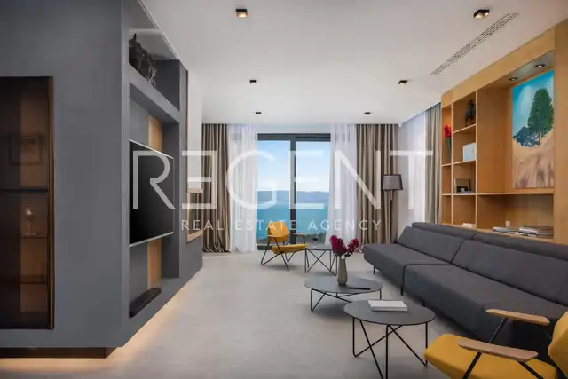 Omiš – Exclusive villa with pool and panoramic view