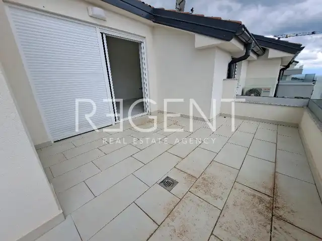 Crikvenica - Štvorizbový byt s terasou 110 m2, novostavba