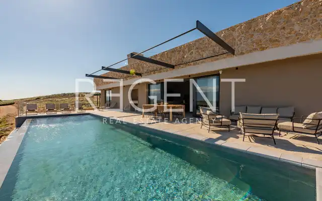 Pag, Povljana - Luxurious villa with heated pool and sea view