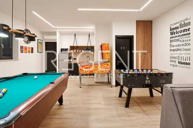 Marina Hills Resort — 3 vily s bazénom, 12 izieb a výhľad na more