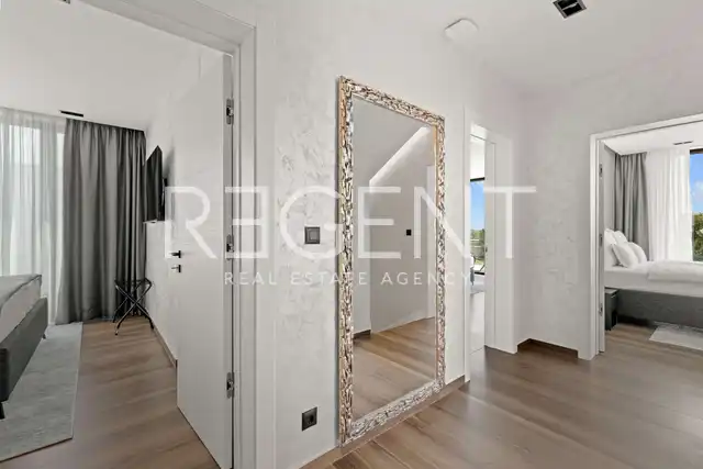 Istra, Poreč – Dizajnová vila s výhľadom na more 310 m2
