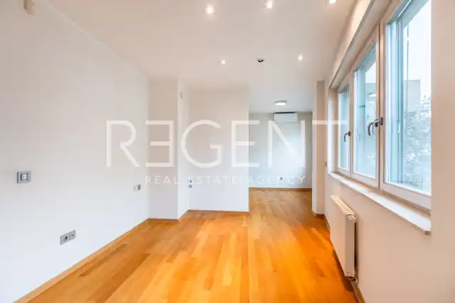 Zagreb, Srebrnjak – Appartement en duplex avec terrasses panoramiques