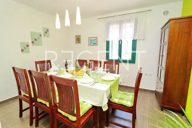 Ostrov Korčula, Vela Luka – Kamenný dom 252 m2