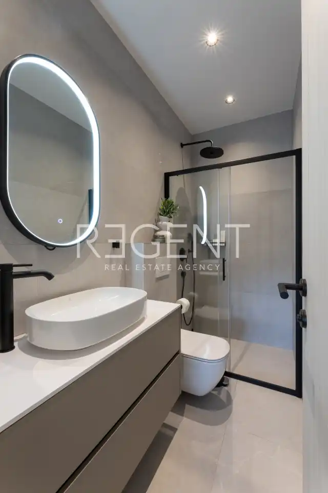 Trogir, Seget - Modern villa with heated pool and sea view