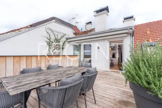 Zagreb, Gundulićeva – Authentique appartement en duplex avec terrasse