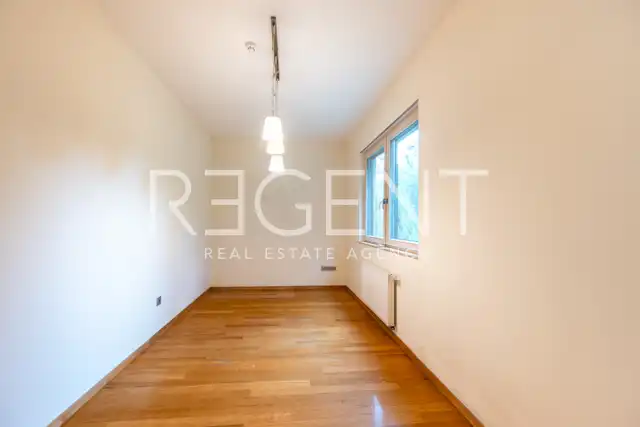 Zagreb, Srebrnjak – Naložbena priložnost: hiša s 3 apartmaji