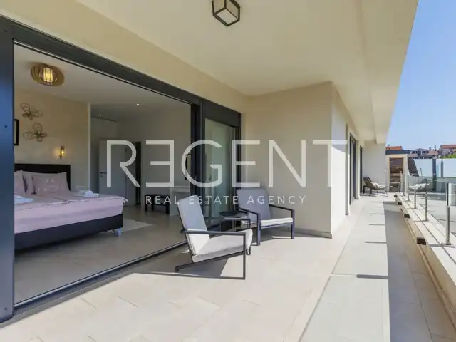 Istrie, Novigrad - Atraktivní vila s bazénem 250 m2
