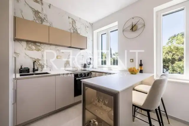 Split, Bačvice – luxuriöse 2-Zimmer-Wohnung 64m2 zu vermieten