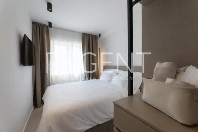 Trogir, Seget - Modern villa with heated pool and sea view