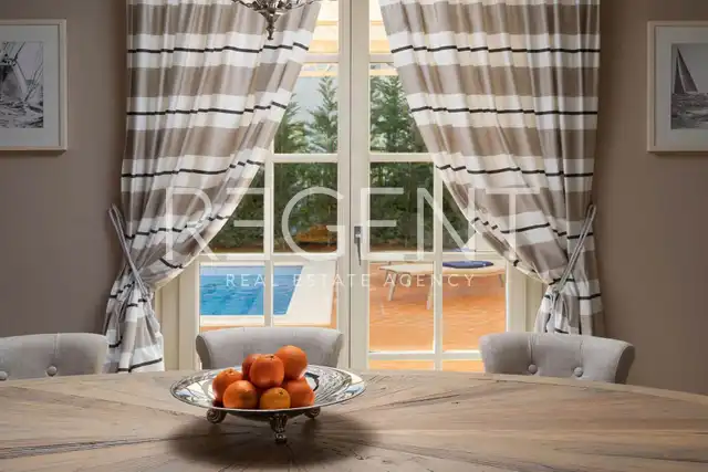 Istrien, Vabriga - Üppige und elegante Villa 311 m2