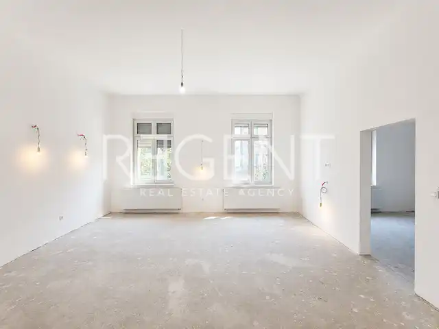 Zagreb, Center - Stanovanje 111 m2, prvo nadstropje, 4-sobno, roh-bau