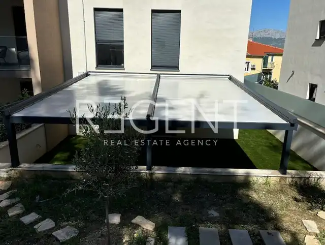 Split, Marjan - Trojizbový byt so záhradou 112 m2