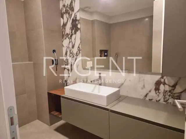 Istrie, Pula - Luxusní Penthouse o velikosti 240 m2 v novostavbě