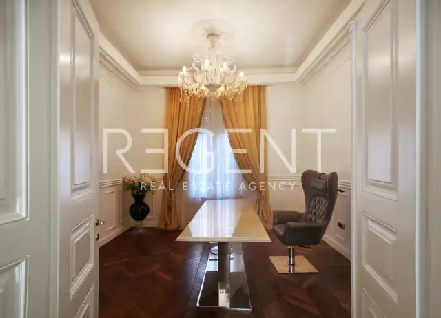 Zagreb, Donji grad, Marulićev trg – luksuzan ured od 280 m²