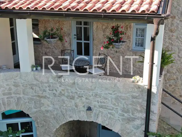 Crikvenica - Bajkovita kamena vila 200 m2