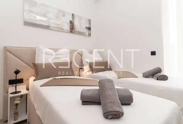 Trogir, Čiovo – Penthouse, 227 m² s 360° terasom i wellnessom