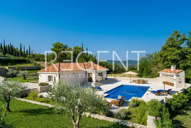 Dubrovník, Konavle – Elegantná rezidencia s bazénom 410 m2
