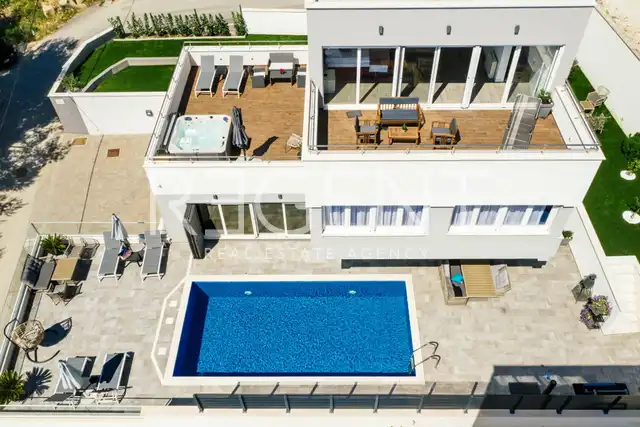 Split, Podstrana - Luxury villa with sea view