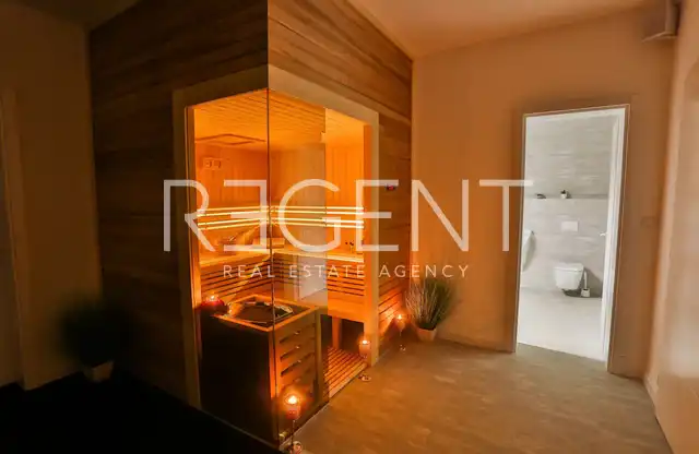 Split, Kučine - Luxusná vila 700 m2