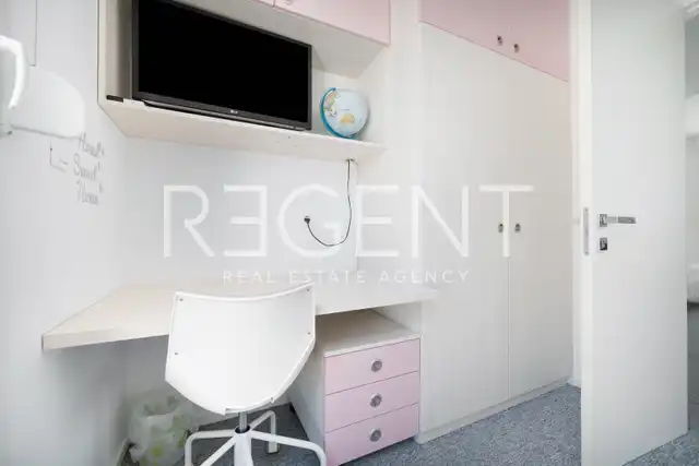Split, Dragovode - Luxusný penthouse s terasou a výhľadom na more 103 m2