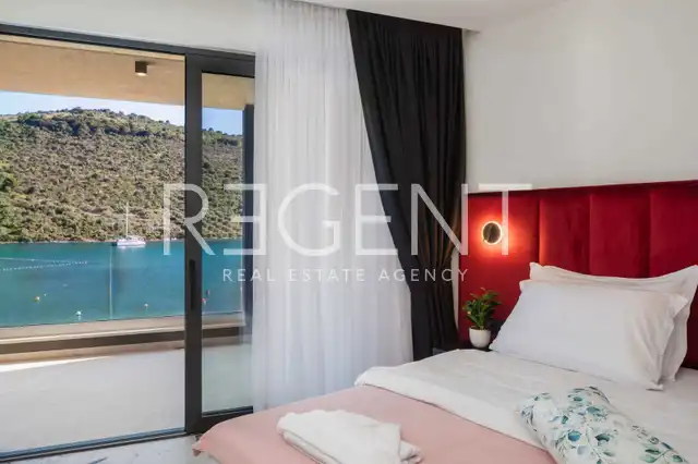 Rogoznica – Luxusní vila 200 m2 u moře