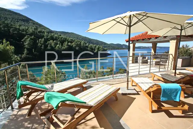 Ostrov Korčula, Vela Luka – Nádherná zelená oáza pri mori