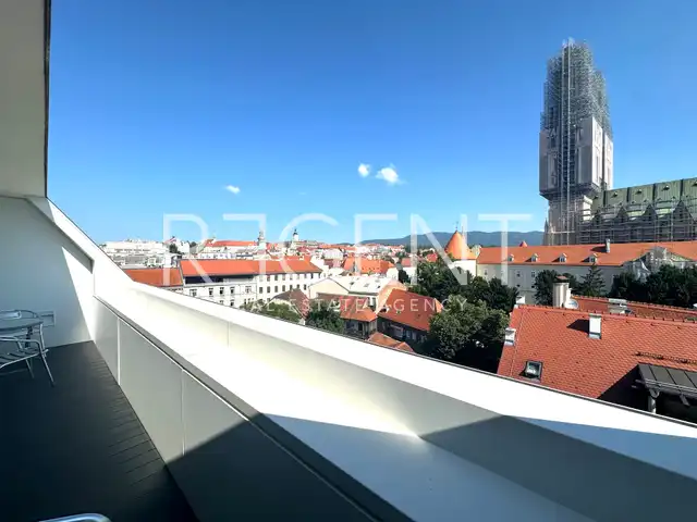 Zagreb, Center, Ban Center - Exclusive penthouse with a view of the cathedral