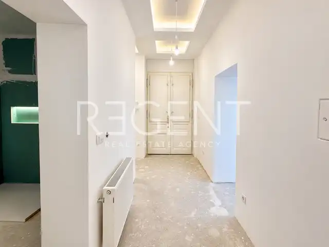 Zagreb, Center - Stanovanje 111 m2, prvo nadstropje, 4-sobno, roh-bau