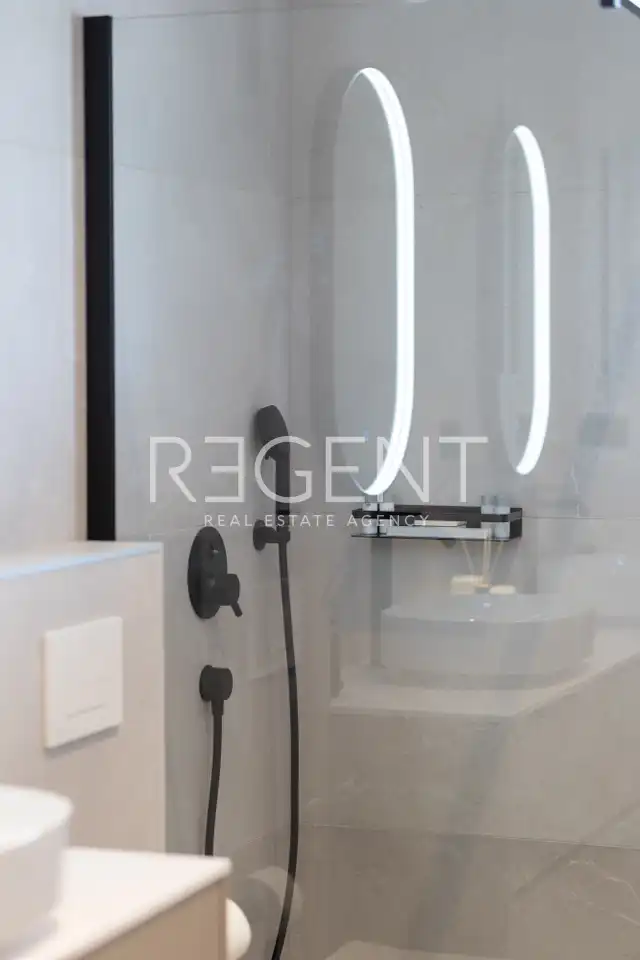 Trogir, Seget - Modern villa with heated pool and sea view