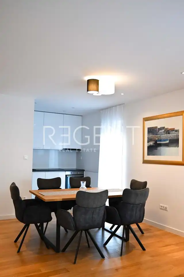 Podstrana, Strožanac - Two-bedroom apartment with garden 71 m2 long term