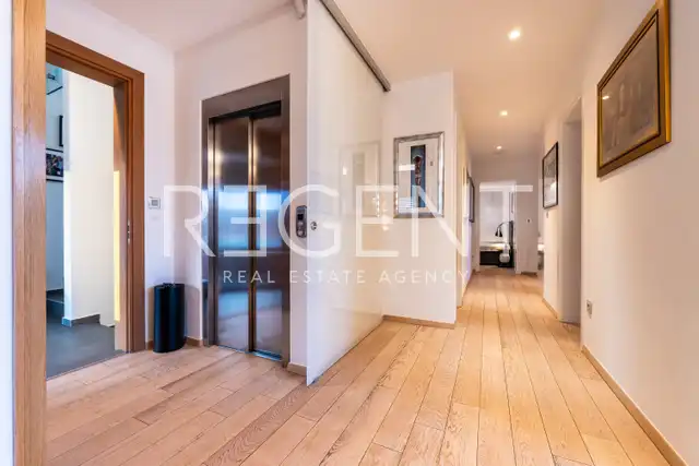 Zagreb, Lower Town - Luxury penthouse with panoramic roof terrace
