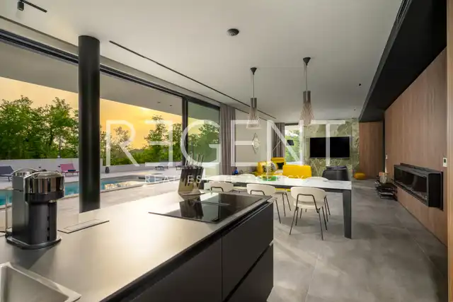 Istra, Oprtalj - Luxusná dizajnérska vila 682 m2 novostavba