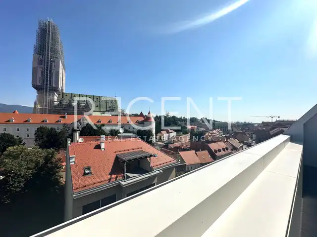 Zagreb, Center, Ban Center - Exclusive penthouse with a view of the cathedral