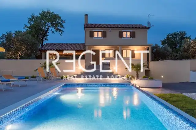 Istrien, Fažana - Villa mit Pool 180 m2
