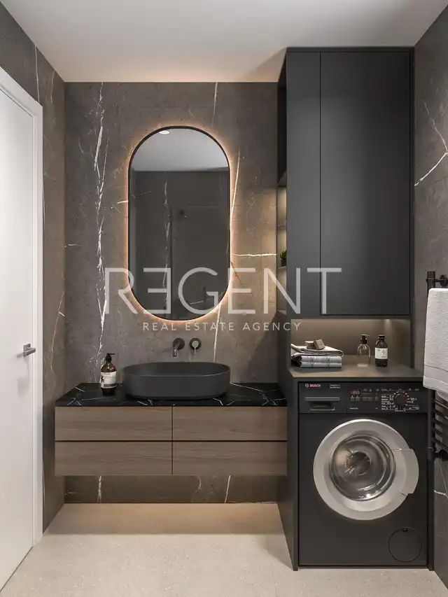 Trogir, Okrug Gornji - Drei-Zimmer-Wohnung mit Loggia
