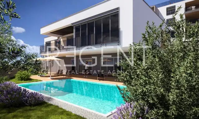 Primošten, Appartement 102 m² — 2 chambres, 2 terrasses, jardin, jacuzzi