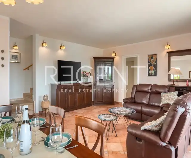 Istria, Poreč – Moderná vila s bazénom 240 m2