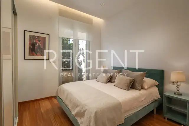 Dubrovnik, Lapad – penthouse 268 m², krovna terasa, bazen, garaža