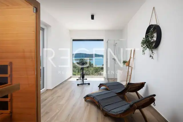 Istria, Medulin - Piękna willa z wellness NKP 190 m2 blisko morza