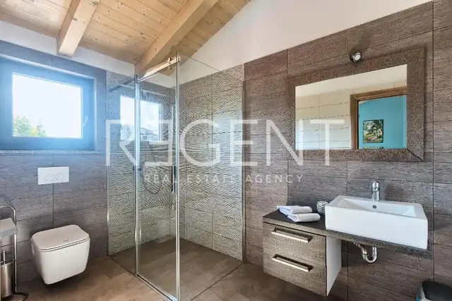 Istrijský polostrov, Tinjan – Nádherná moderná vila s bazénom 260 m2