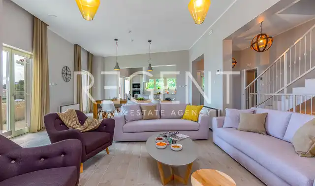 Opatija, Veprinac – Luxuriöse Villa auf einem Grundstück von 1175 m2