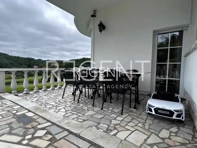 Zapresic, Donja Pusca – Exclusive family villa with a beautiful garden