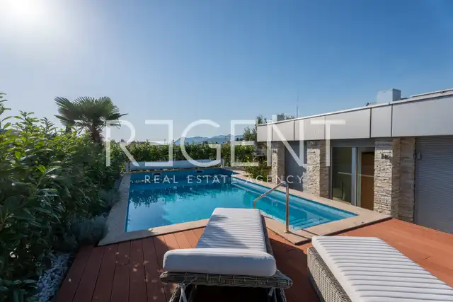 Dubrovnik, Lapad - Luksuzan četverosoban penthouse s krovnom terasom