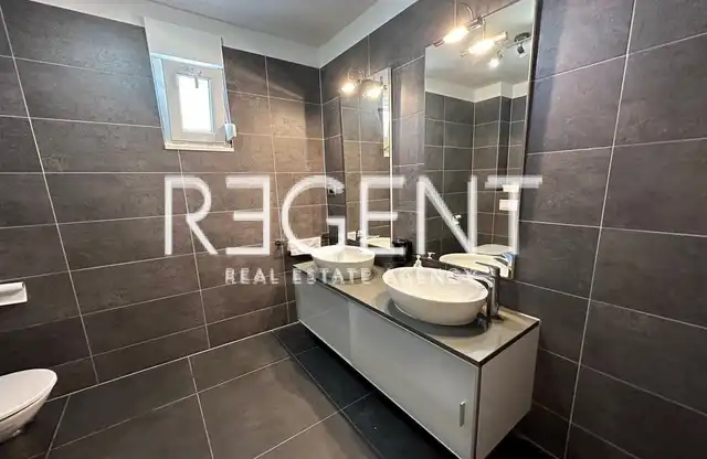 Split, Podstrana - Wohnung 105 m2 zu vermieten, Neubau, langfristig