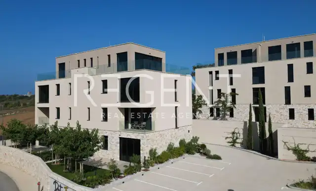 Istra, Savudrija, Crveni Vrh – Petram Resort apartman u luksuznom kompleksu 90 m2