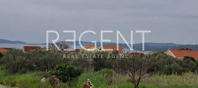 Pelješac, Orebić, terrain constructible - opportunité d'investissement idéale