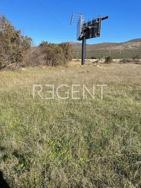 Split, Klis - Building plot 1760 m2