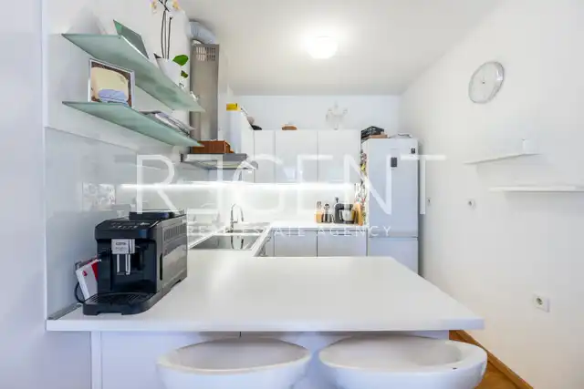 Zagreb, Bukovačka – trosobni stan 74 m², loggia, novogradnja