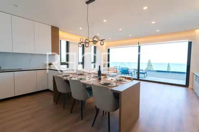 Opatija – Appartement moderne de trois pièces avec vue sur la mer 128,52 m2