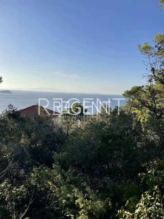 Korčula, Blato - stavebný pozemok prvý rad pri mori 12 294 m2